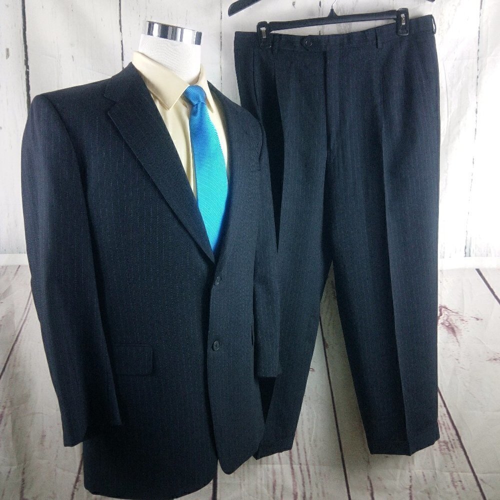 Hart Schaffner Marx Dillards 44L Wool Comfort Plus Blue Striped 2pc Suit
